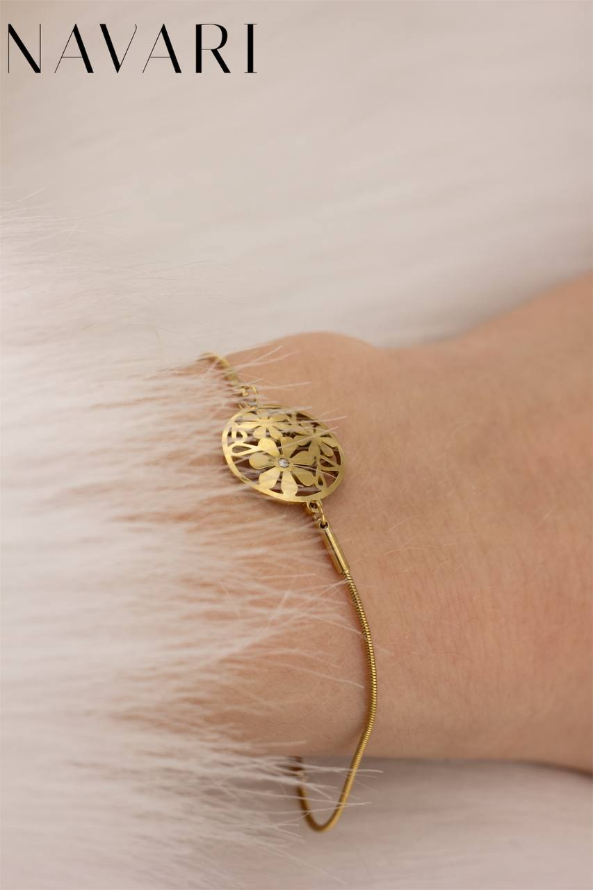 "Flower Circle" Stainless Steel Bracelet