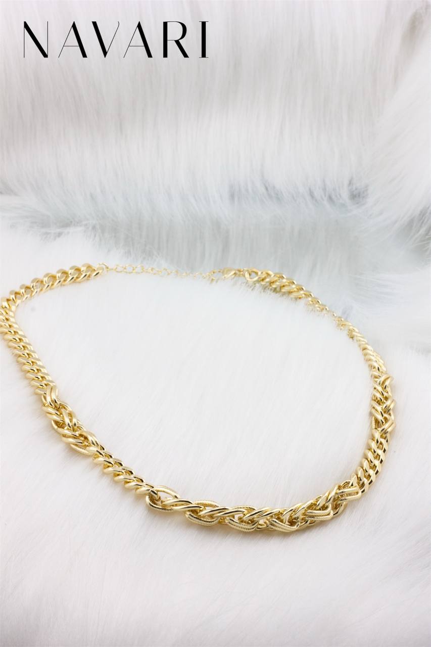 Stainless Steel Necklace 'Eternal Elegance'